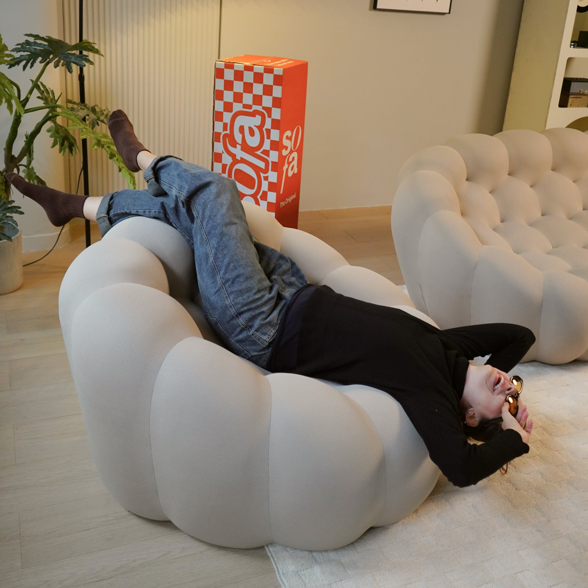 The growing sofa cosmo armchair in Boucle - Linen