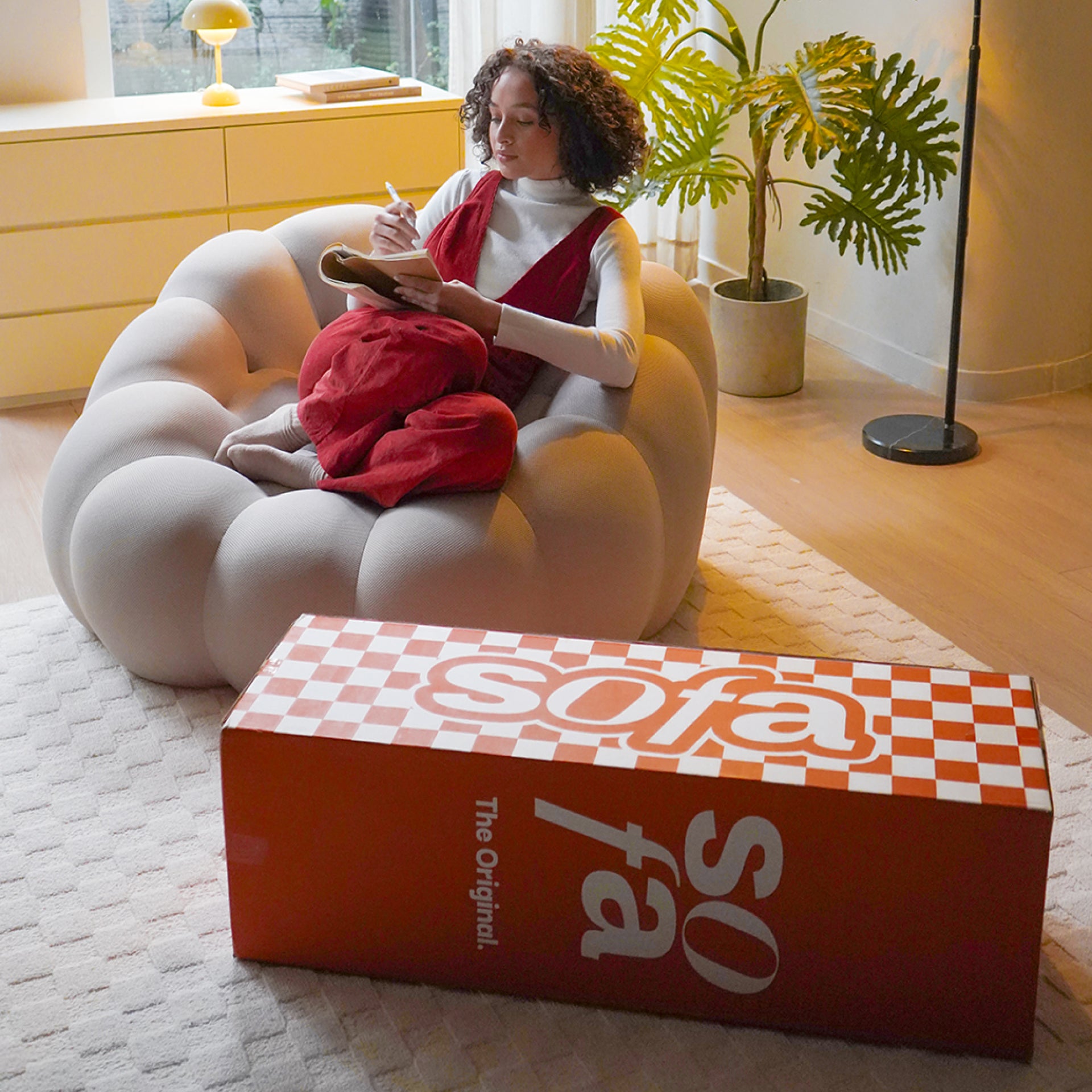 The growing sofa cosmo armchair in Boucle - Linen