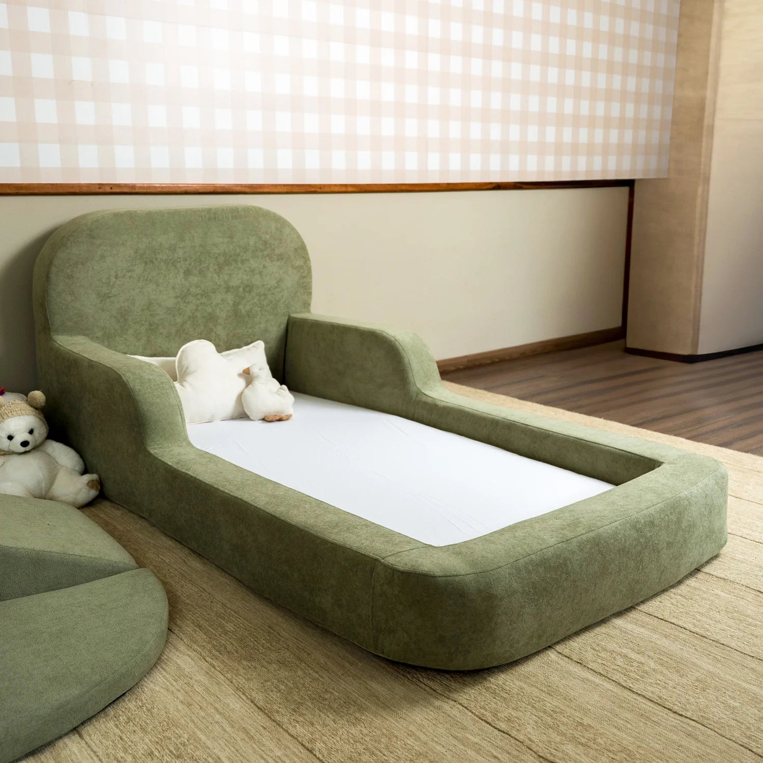 The Little Duck — Montessori-Inspired Toddler Floor Bed - Green