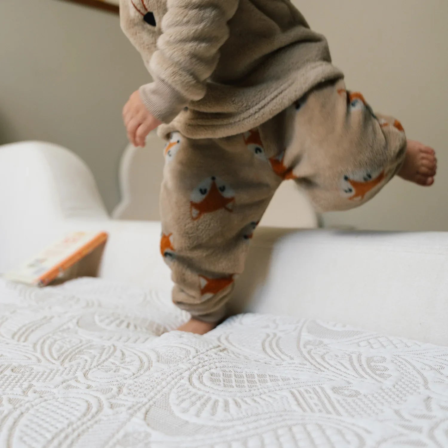 Little Duck Montessori Bed – Vanilla Linen