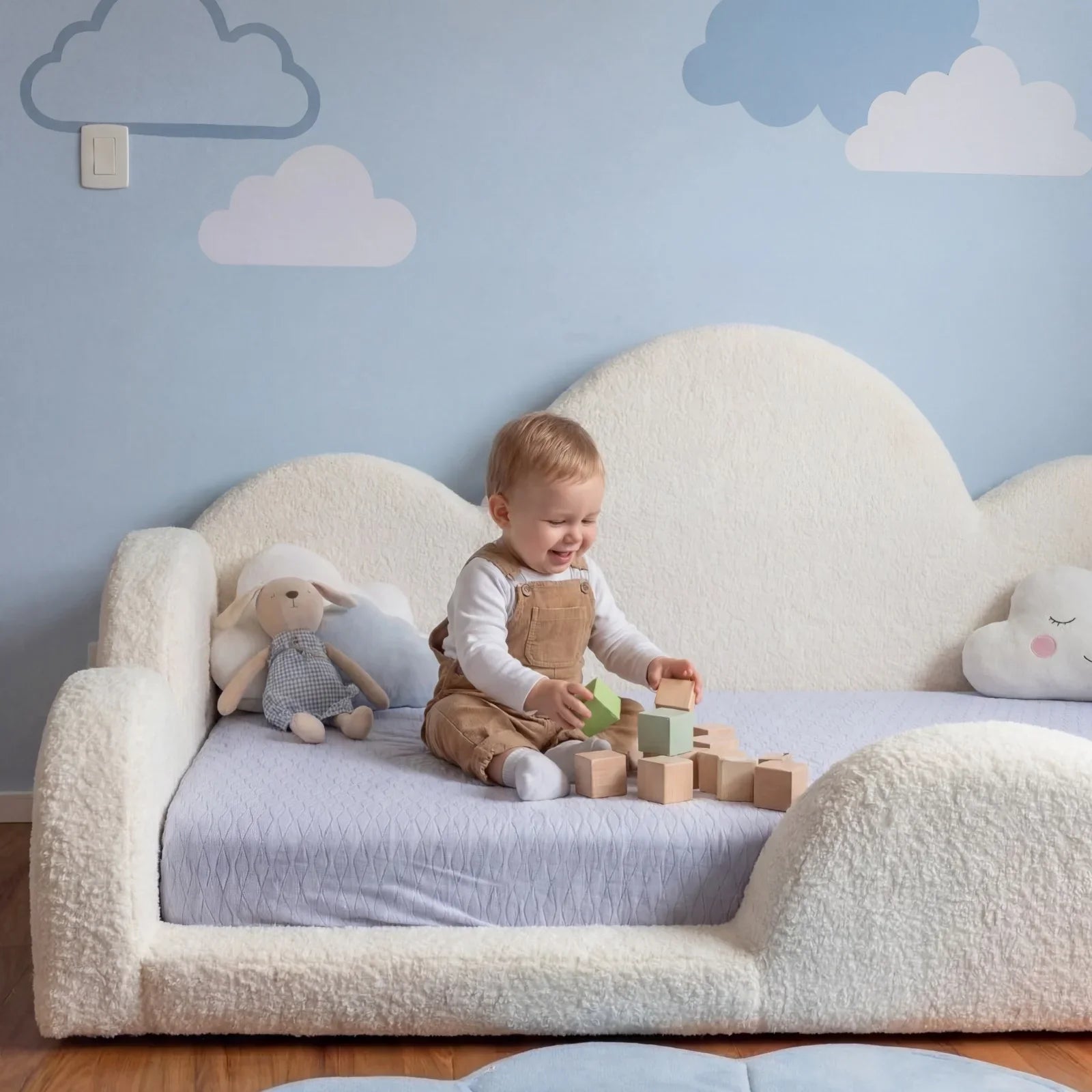 Little Duck Montessori Bed Sun - White