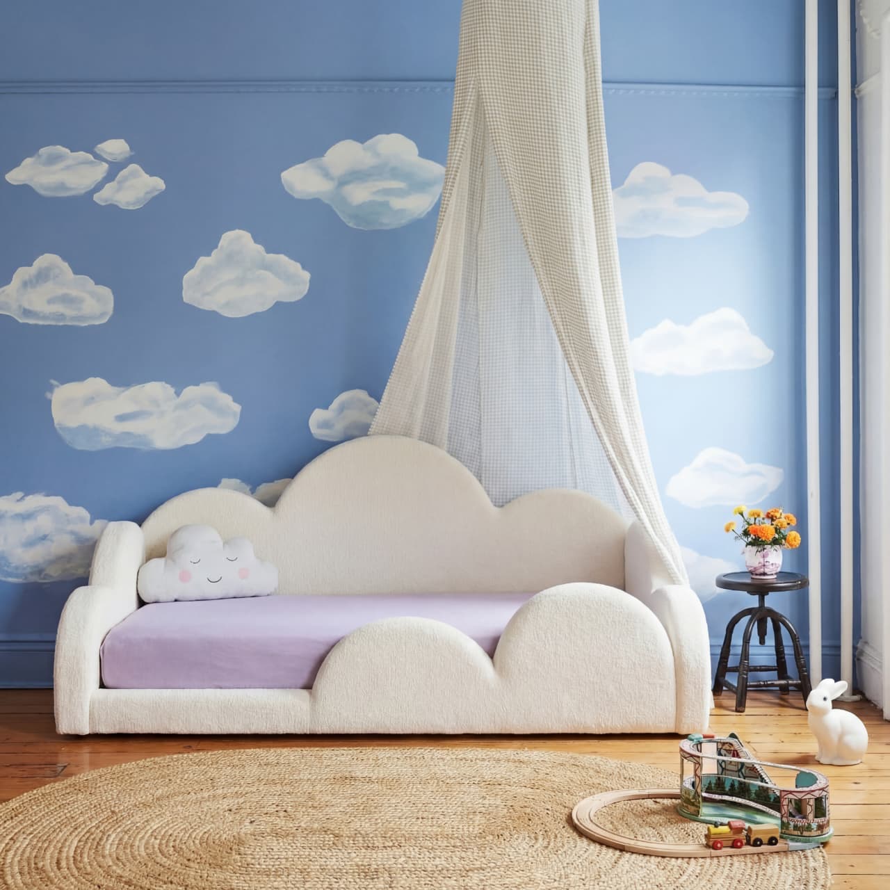 Little Duck Montessori Bed Sun - White