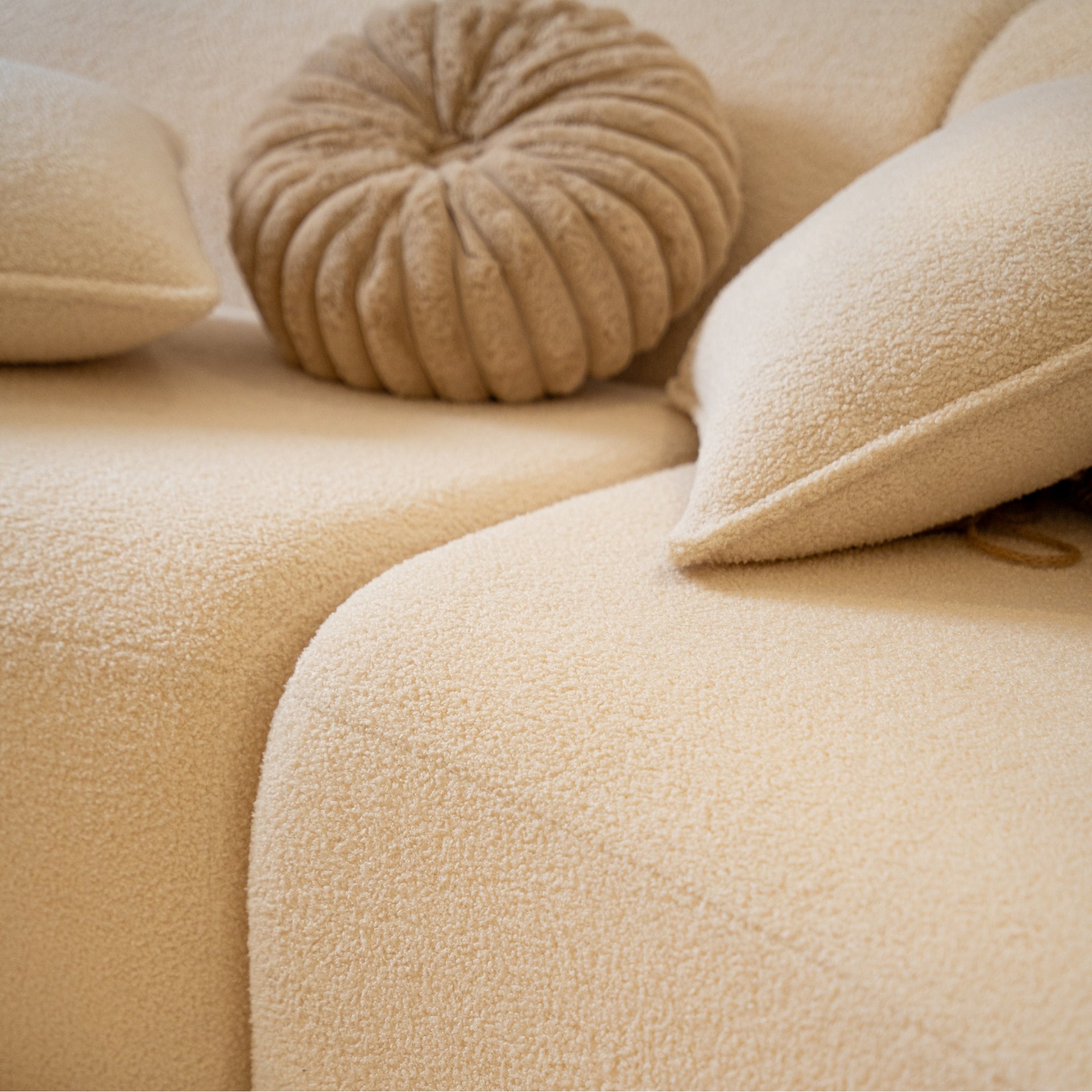 The growing sofa Avalon in Boucle - Linen